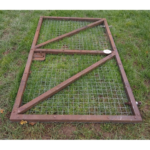 73 - Metal mesh gate 6ft