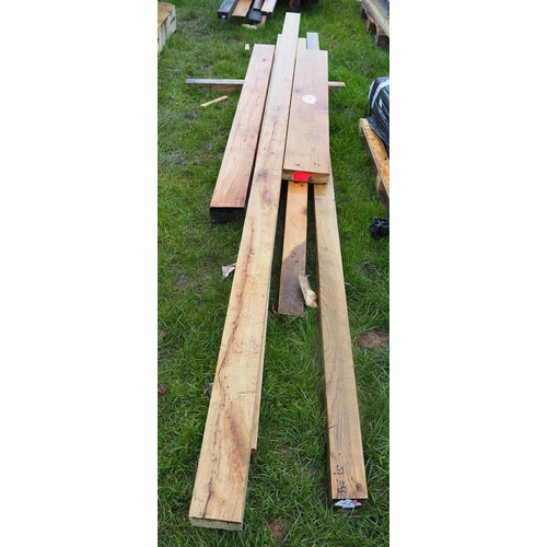 1069 - Oak timbers average 2.3m - 6