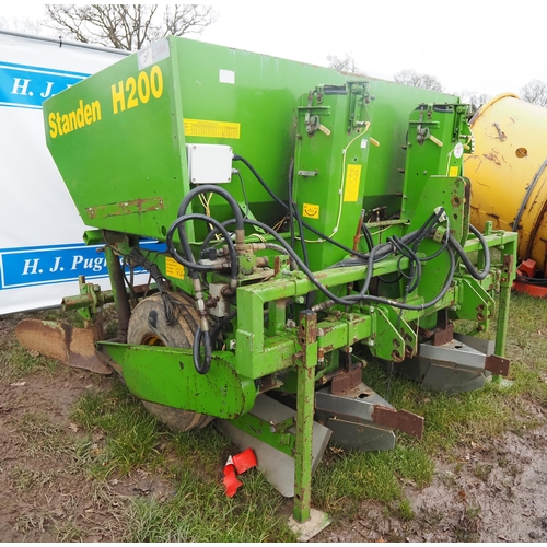 1631 - Standen H200 potato planter. Controls in office