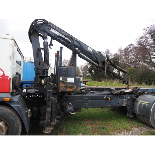 1671 - MAN lorry with roll on hook and Hiab. Runs and drives. Reg. YJ06 VUB. Keys in office