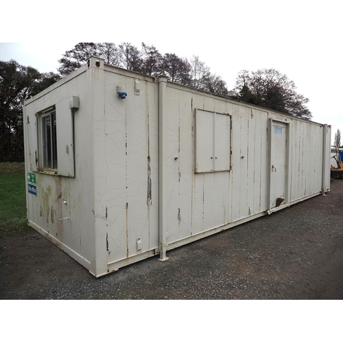 1680 - Steel jack leg welfare unit 32 x 10ft