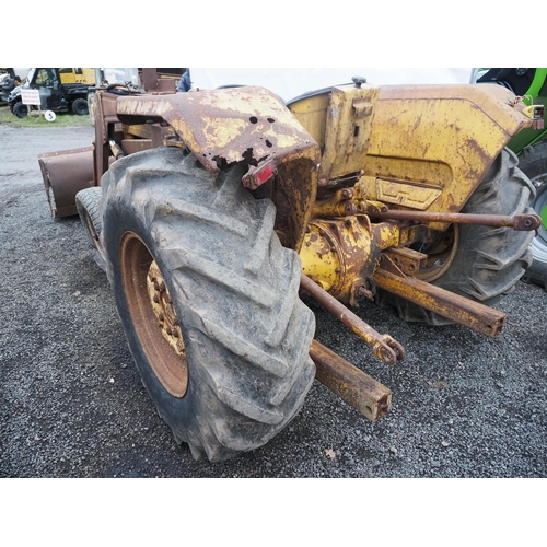 1733 - Massey Ferguson 203 tractor. Spares or repair