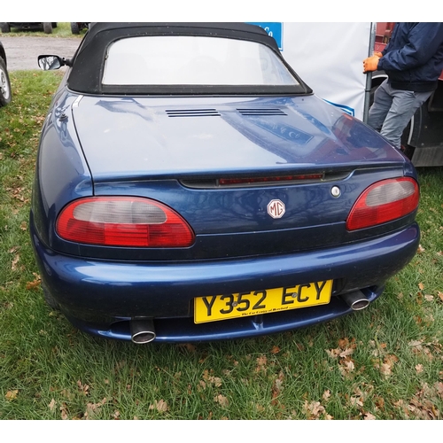 1809 - MG convertible car. Starter/immobiliser fault. Reg. Y352 ECY. V5 and keys in office