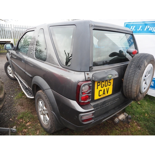 1821 - Land Rover Freelander TD4. MOT until 16/11/25. Showing 126,000 miles. Reg. PG05 CAV. V5, manuals, so... 