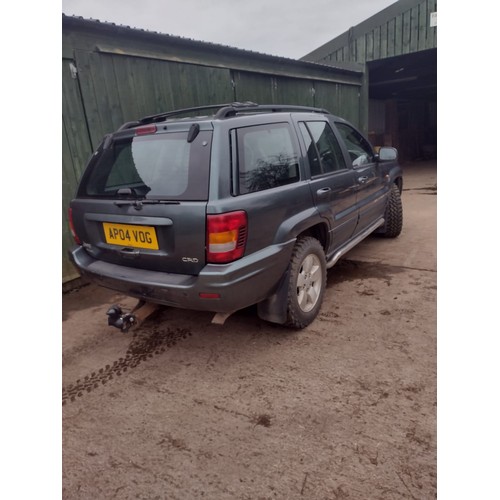 1820C - Jeep Grand Cherokee, 2004. MOT until 18/8/25. V5 and keys in office