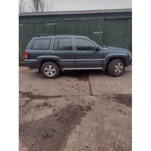 1820C - Jeep Grand Cherokee, 2004. MOT until 18/8/25. V5 and keys in office