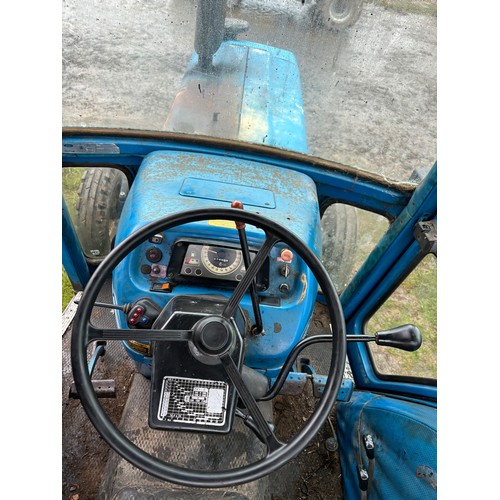 1623 - Ford 6610 tractor. Runs and drives. Fitted with pick up hitch and good tyres. Showing 6148 hours. Re... 