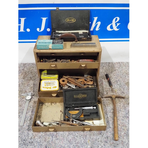 539 - Metal tool box and contents of Moore & Wright micrometers, gauges and other hand tools