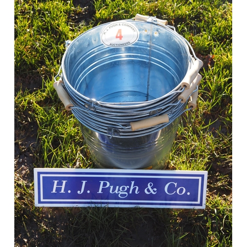 4 - Galvanised buckets 15L - 10