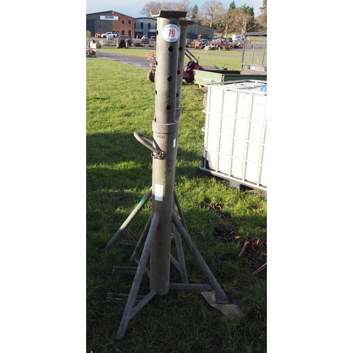 79 - Heavy duty axle stands - 2