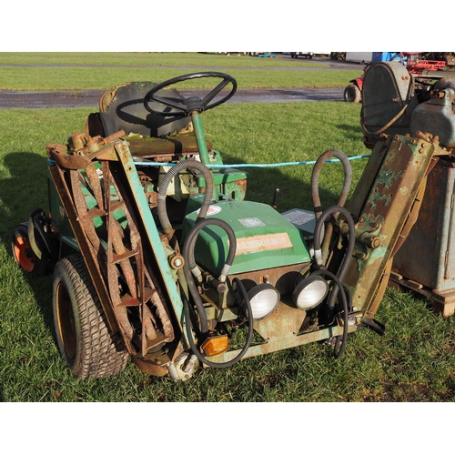 98 - Ransomes ride on cylinder mower AF