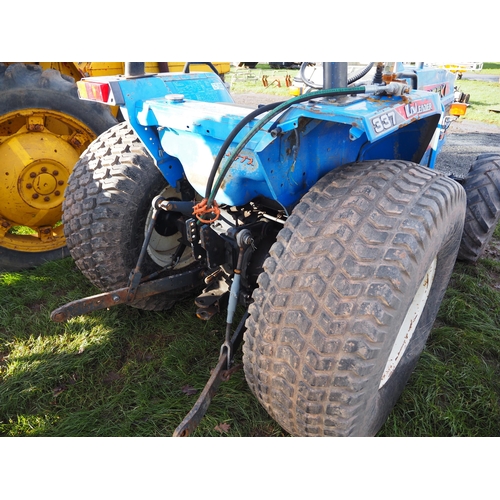 1520 - Iseki UDX 4WD tractor with roll bar. Runs and drives. Key in office