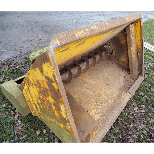 1596 - Keenan feeder auger bucket