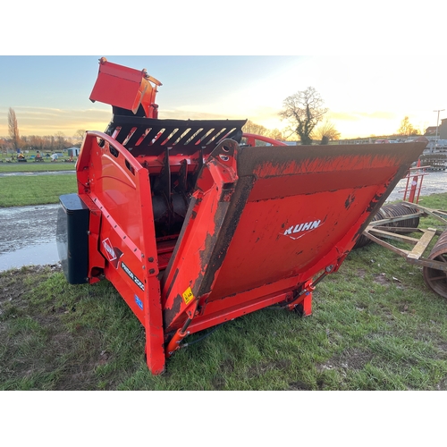 1505 - Kuhn Primor 2060 M straw blower and feeder 2018