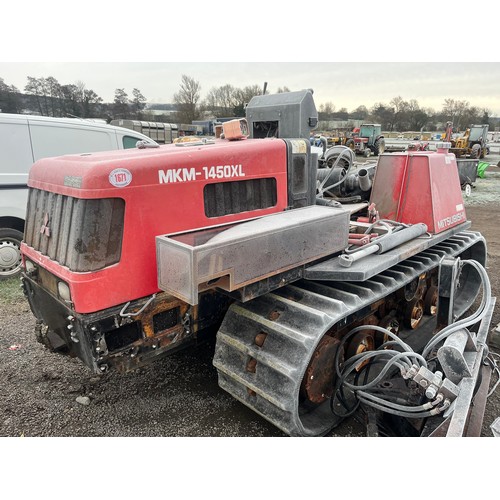 1671 - Mitsubishi MKM-1450XL crawler with cab and blade