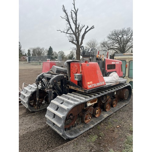 1671 - Mitsubishi MKM-1450XL crawler with cab and blade