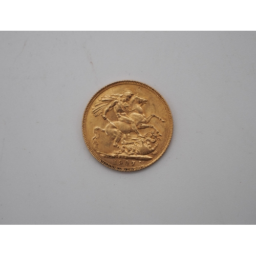 1907 Full gold sovereign. 8g