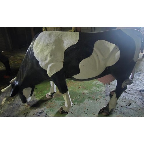 376 - Fibreglass/resin cow ornament 9'