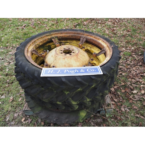 196 - Rowcrop wheels and tyres - 4