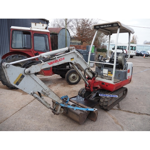 Takeuchi TB016 digger. 2003. Showing 1700 hours, believed to be genuine. Runs and drives. C/w expanding tracks