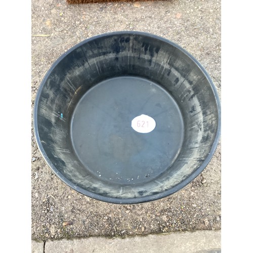 Lot 621       