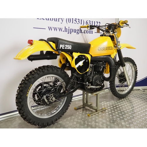 スズキPE250 Suzuki PE250 Motorcycle. 1978. 250cc Frame no. PE250-22958 Engine
