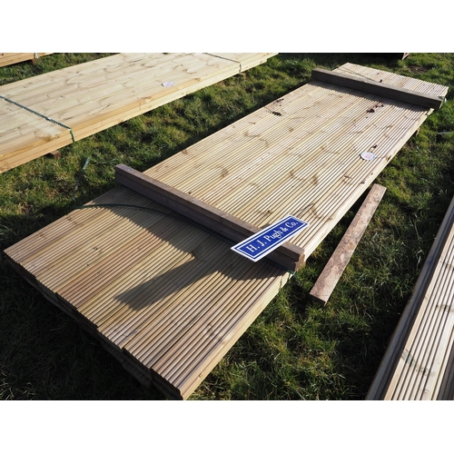 1013 - Decking 3.6m x120x25 - 24