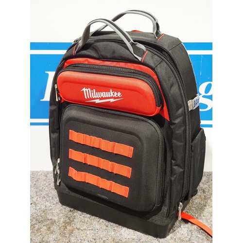 675 - Milwaukee jobsite backpack