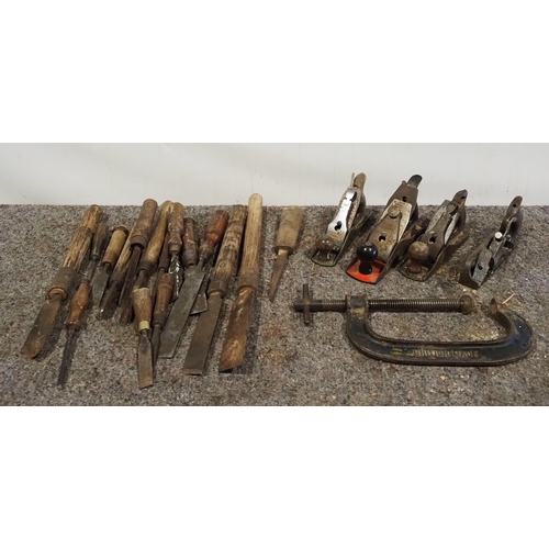 767 - Woodworking chisels and planes and clamp to include Stanley No.78