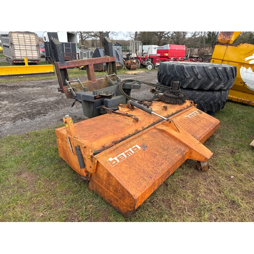 1658 - Bema 30 Dual sweeper with JCB Q fit.