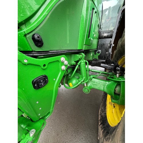 1612 - John Deere 6250R tractor. 2022. Ultimate spec, front linkage, front PTO, green star, wheel weights, ... 