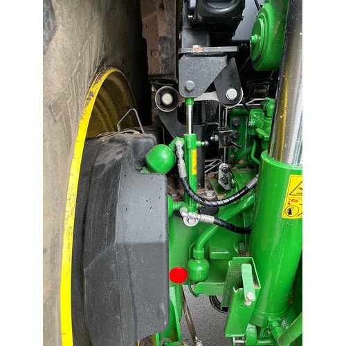 1612 - John Deere 6250R tractor. 2022. Ultimate spec, front linkage, front PTO, green star, wheel weights, ... 