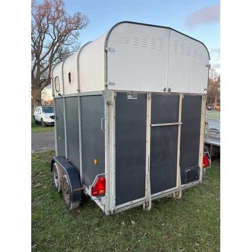 1751 - Richardson tandem axle horse trailer