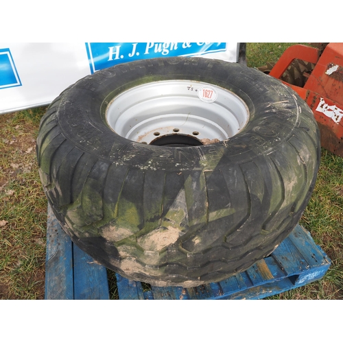 1627 - Flotation wheel and tyre 550/60-22.5