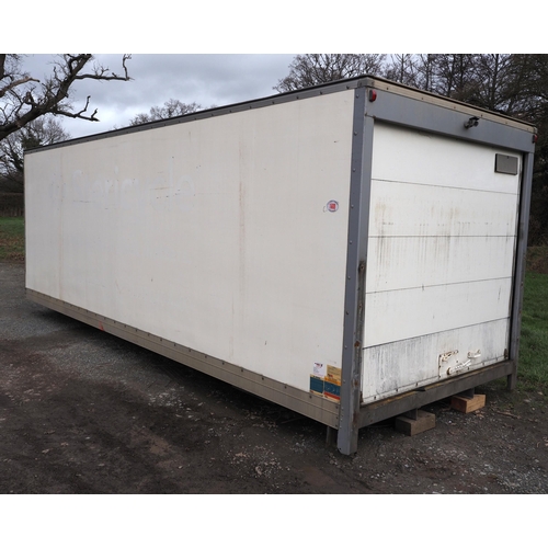 1688 - Lorry container body