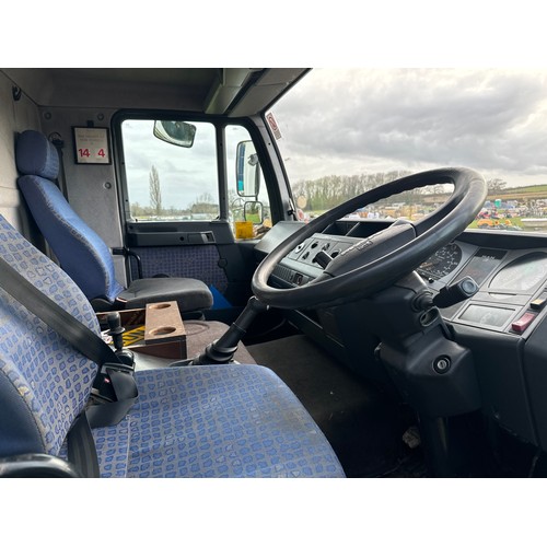 1676 - MAN 12ton Beaver tail lorry, 27ft. air suspension, ramps and winch. Runs and drives. Reg. YN03 JXS. ... 