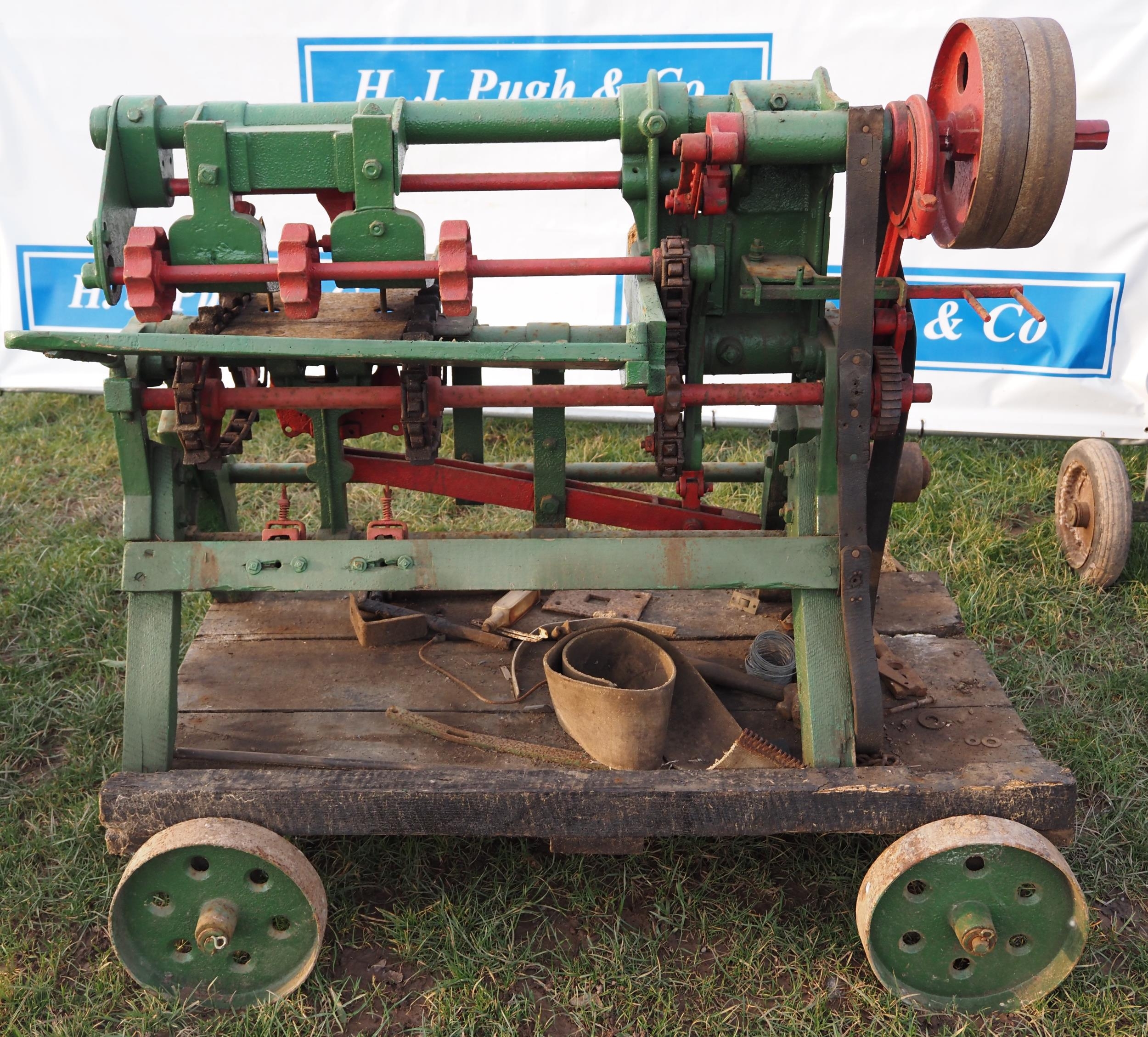 The HS1 Spider straw matting machine on trolley