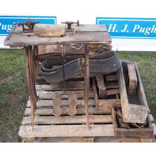 Lot 12        