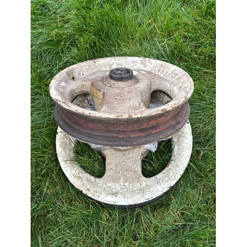 Fordson Super Major cast wheels