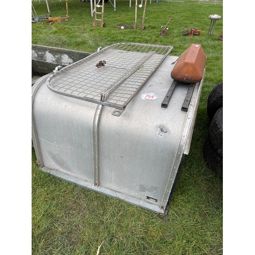 Lot 754       