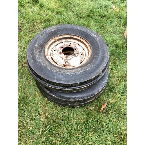 Fordson Super Major front wheels and tyres