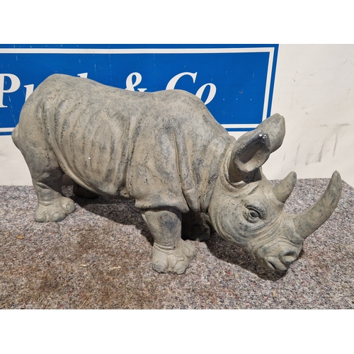 564 - Resin rhinoceros garden ornament 15