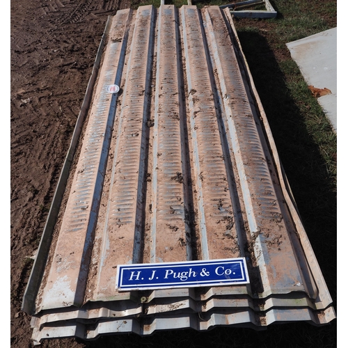 Corn bin panels 3.5 x 1.1m - approx. 14