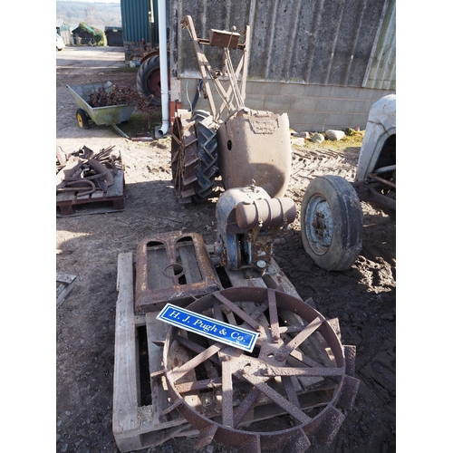 Lot 1         