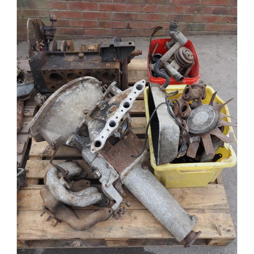 Daimler V8 engine parts including 2 blocks and manual gearbox