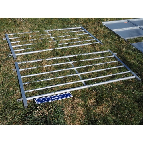 Lot 483       