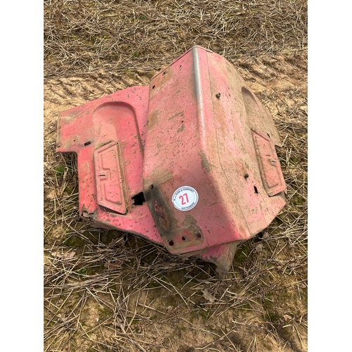 Lot 27        
