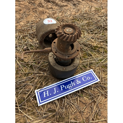 Lot 33        