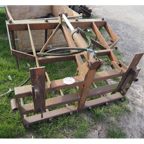 Lot 1739      