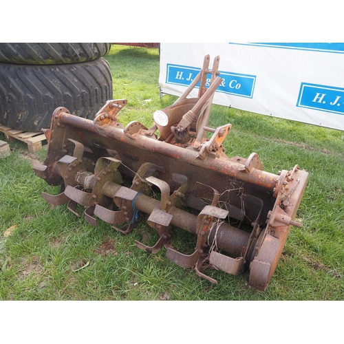 Lot 1745      